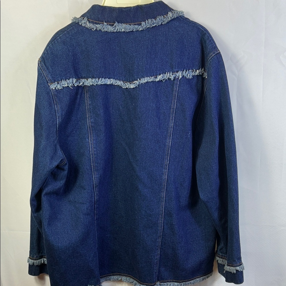 Caran Women's Blue Denim Jean Jacket Size 18 excellent condition dark blue - Picture 3 of 5